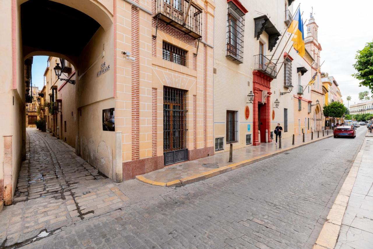 Bonito Callejon En La Juderia By Thegoodtourist * Sevilla